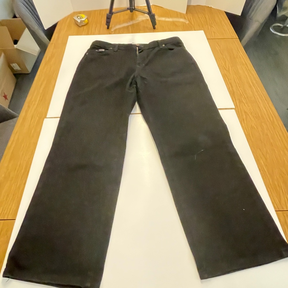 Lee Women's Black Straight Leg Jeans size 14 petite